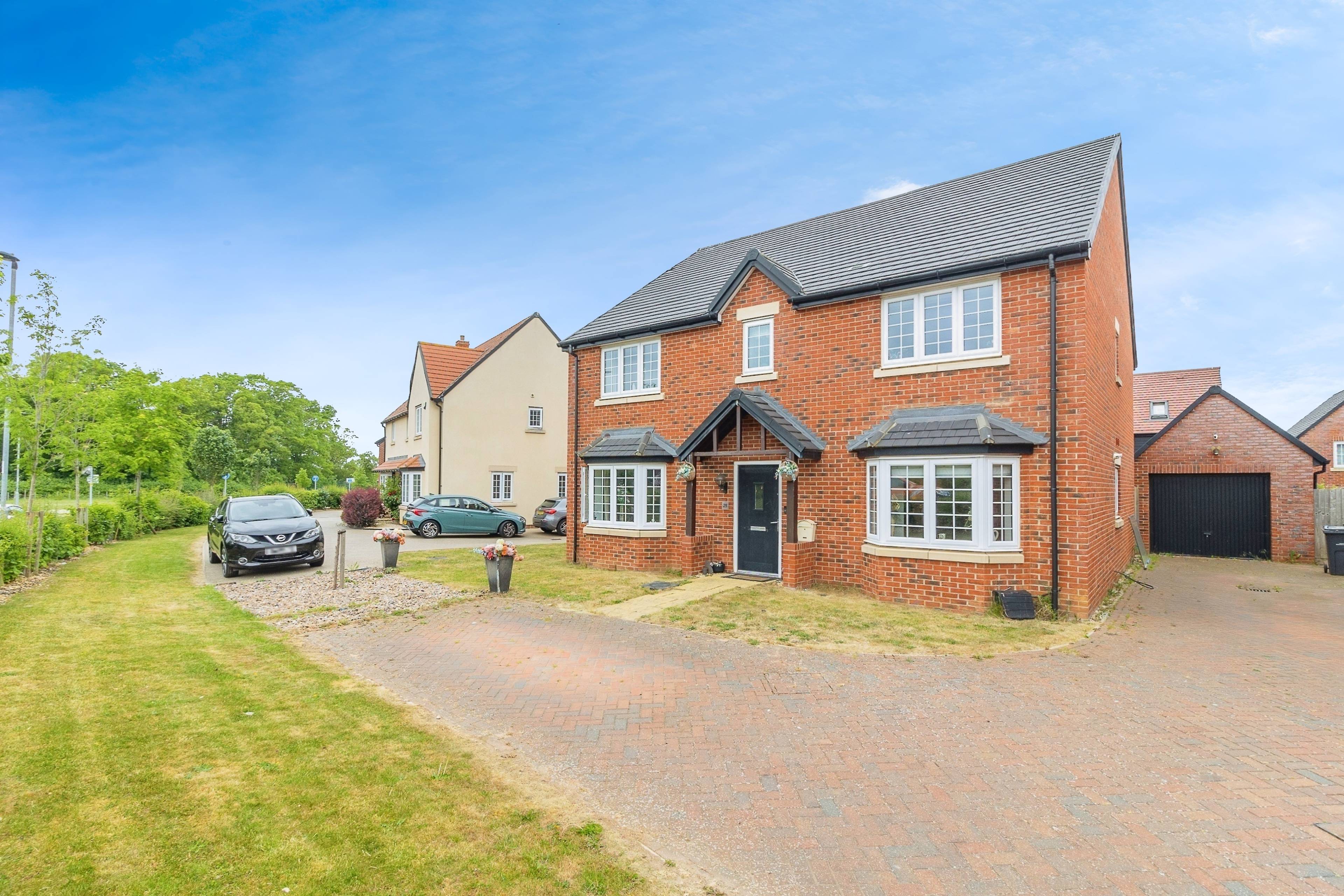 St. James Way, Bedford