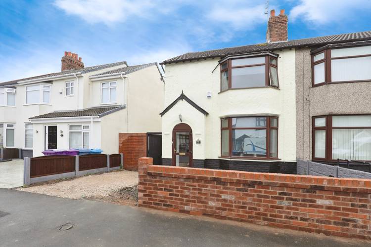 3 bedroom semi-detached house