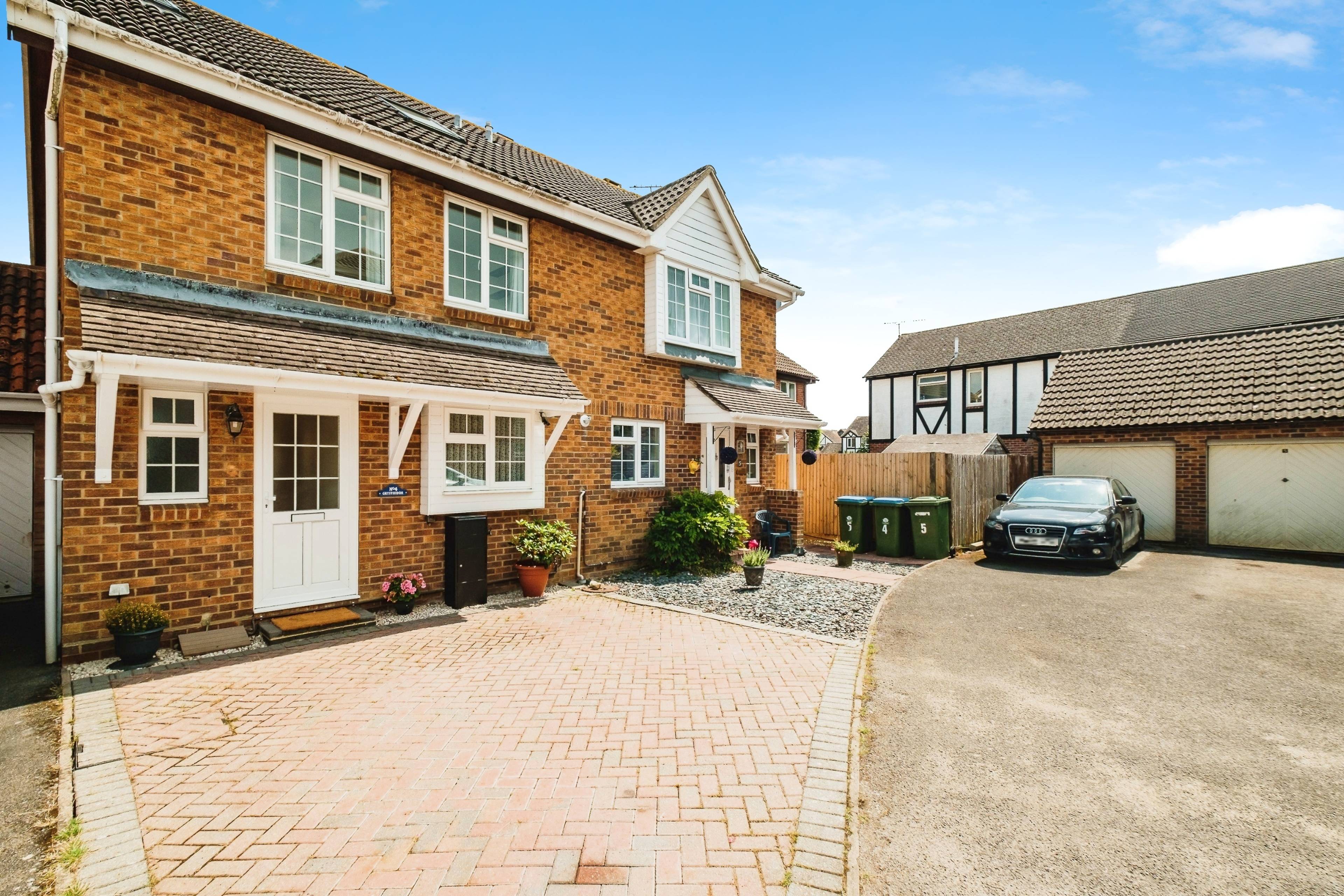 Derwent Close, Littlehampton