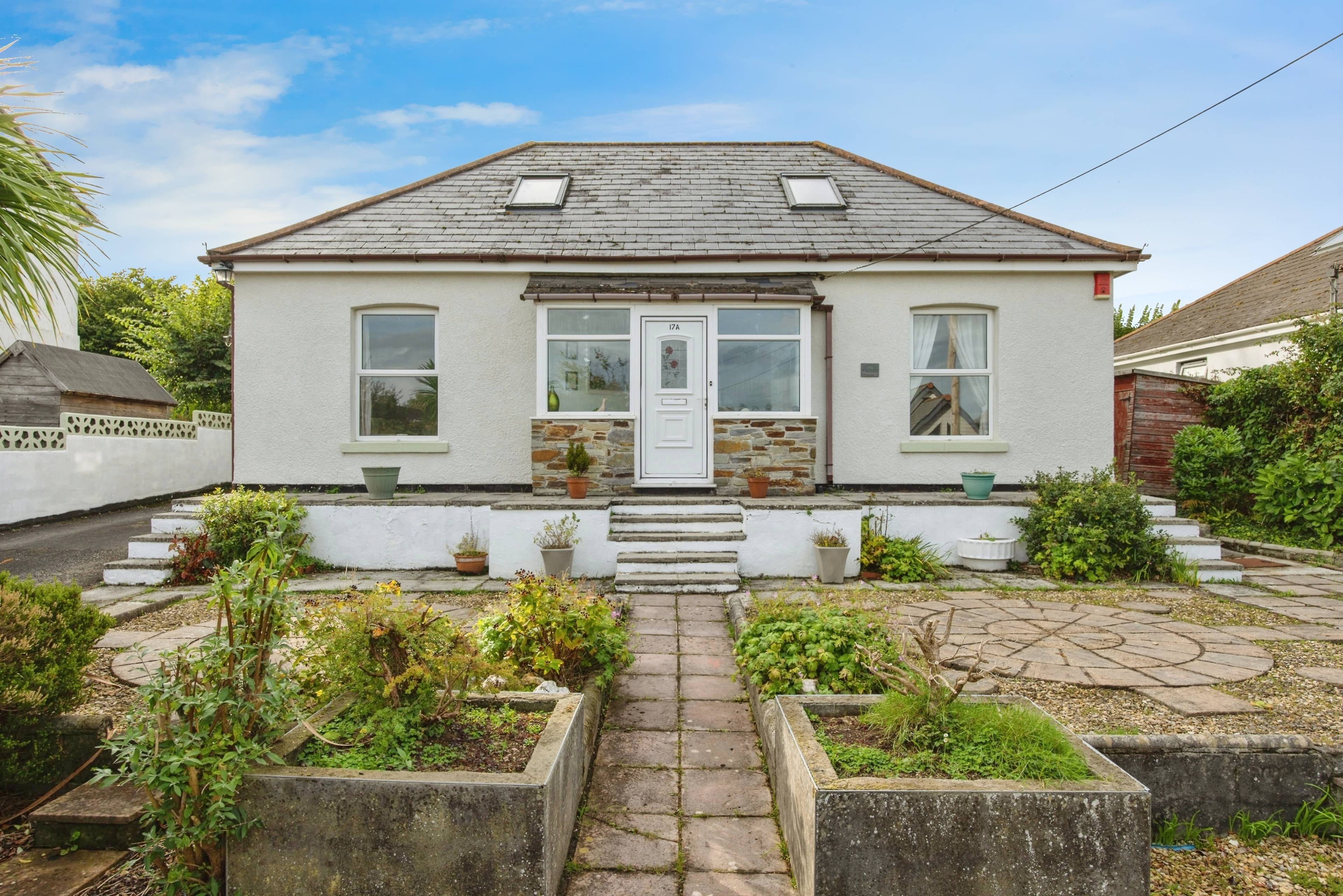 Trenovissick Road, Par