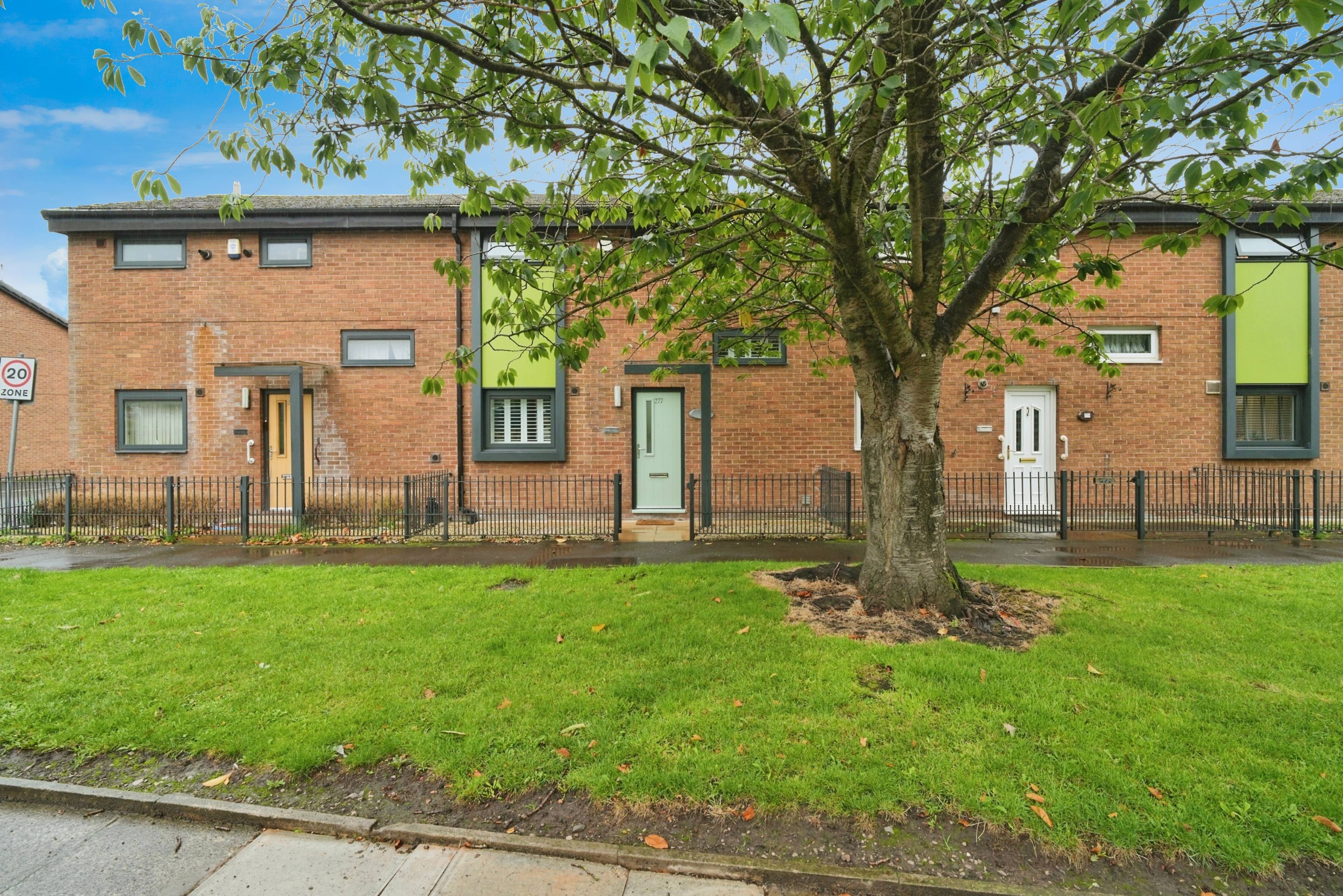 Liverpool Street, Salford