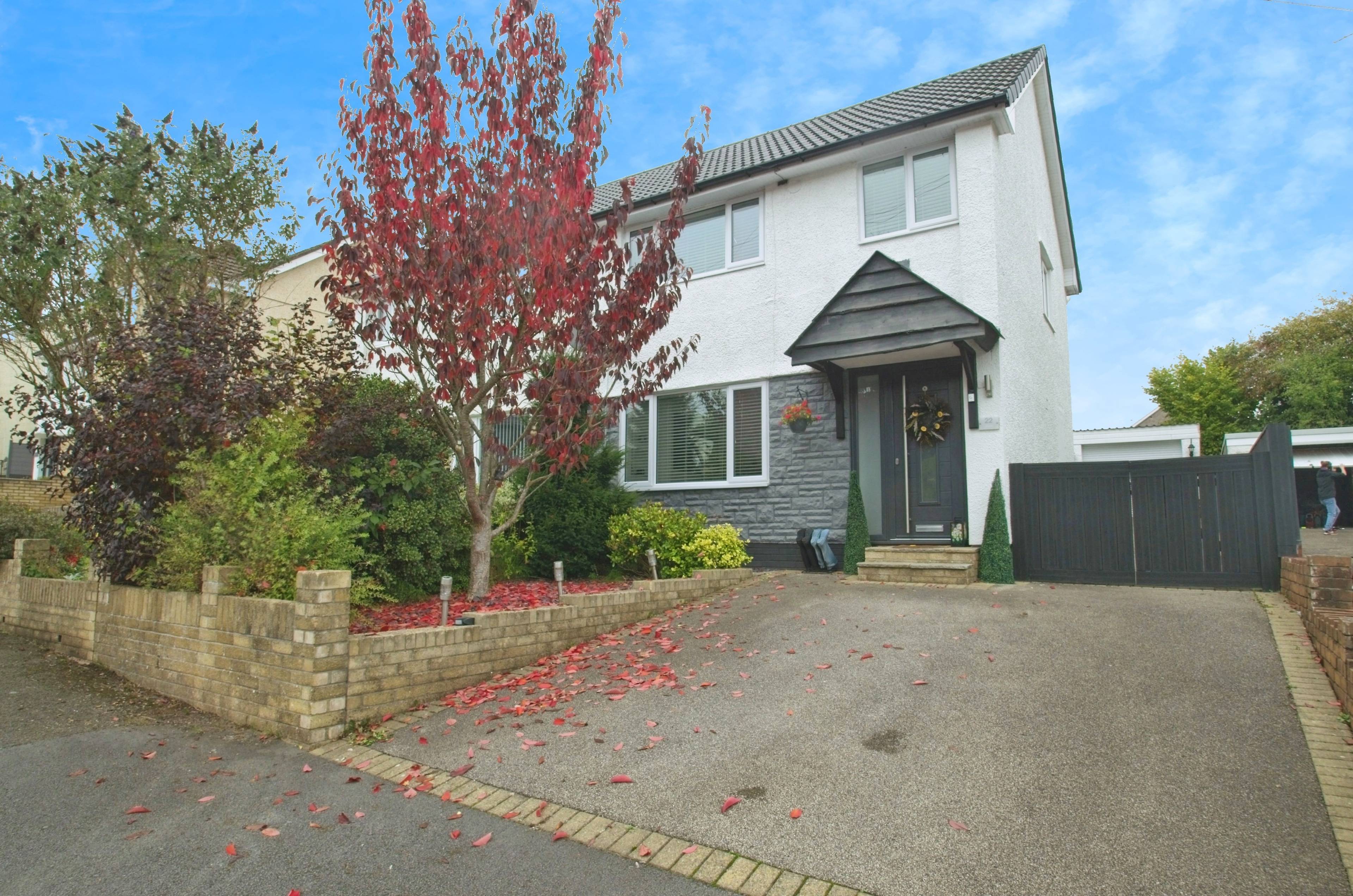 Lansdowne, Pontypool