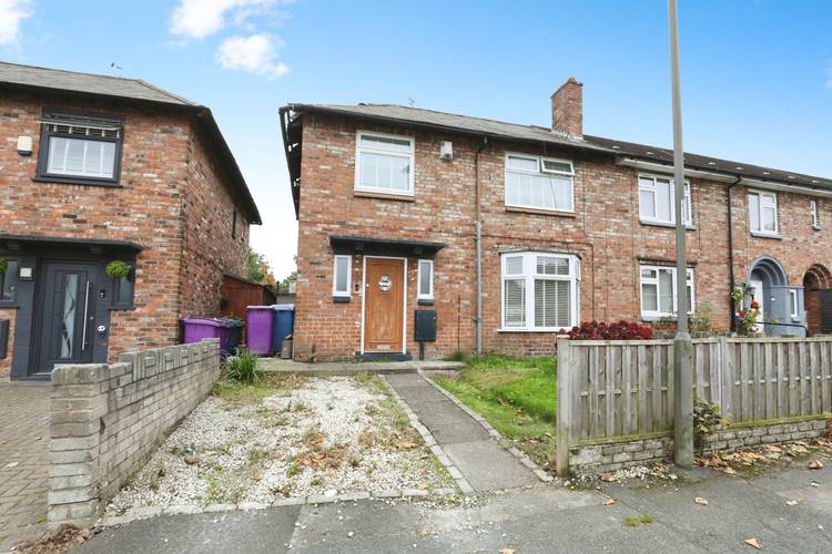 3 bedroom end of terrace house