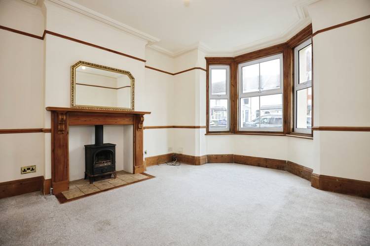 4 bedroom terraced house