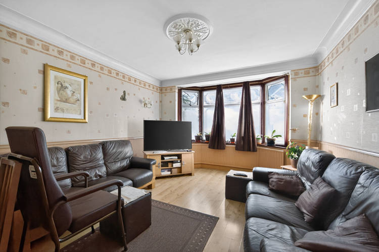 3 bedroom terraced house