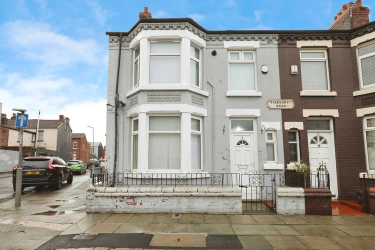 3 bedroom end of terrace house