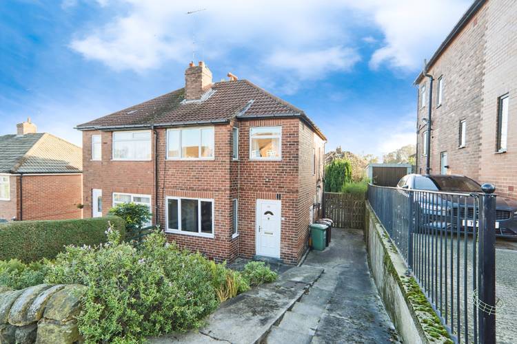 3 bedroom semi-detached house