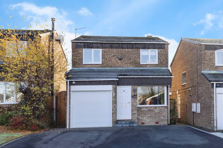 3 bedroom detached house