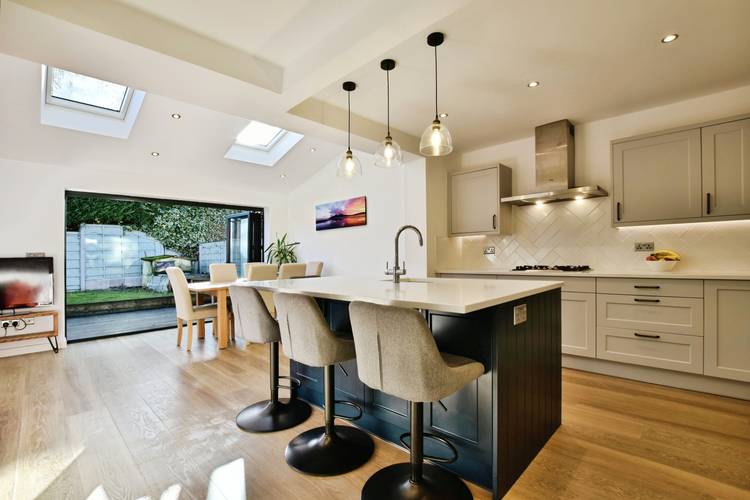 3 bedroom semi-detached house