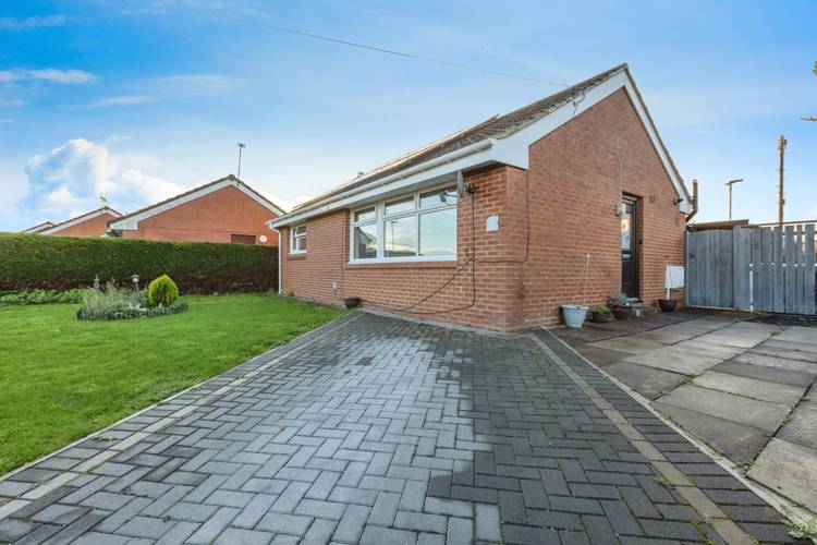 2 bedroom detached bungalow