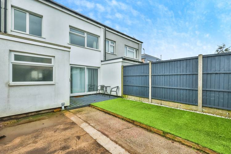 3 bedroom terraced house