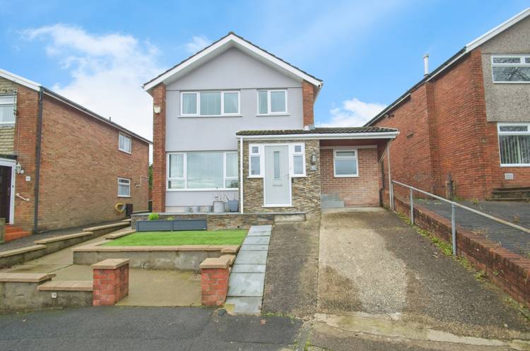 3 bedroom detached house
