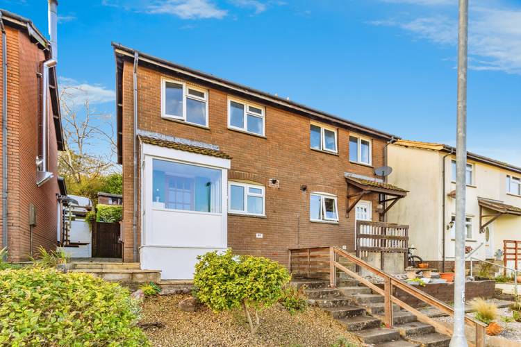 2 bedroom semi-detached house