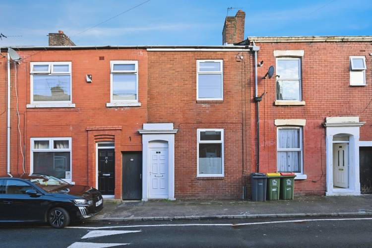 2 bedroom terraced house