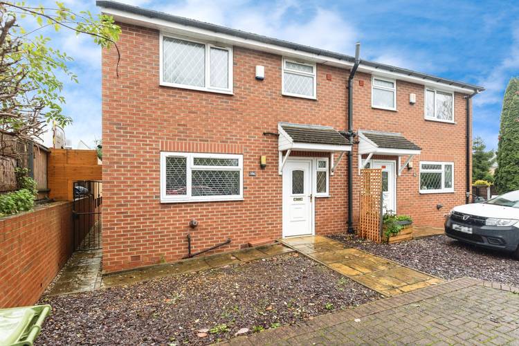 3 bedroom semi-detached house