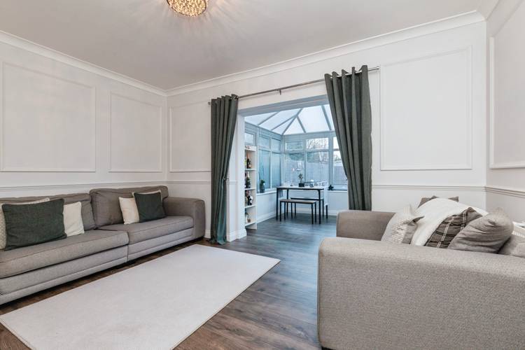 3 bedroom semi-detached house