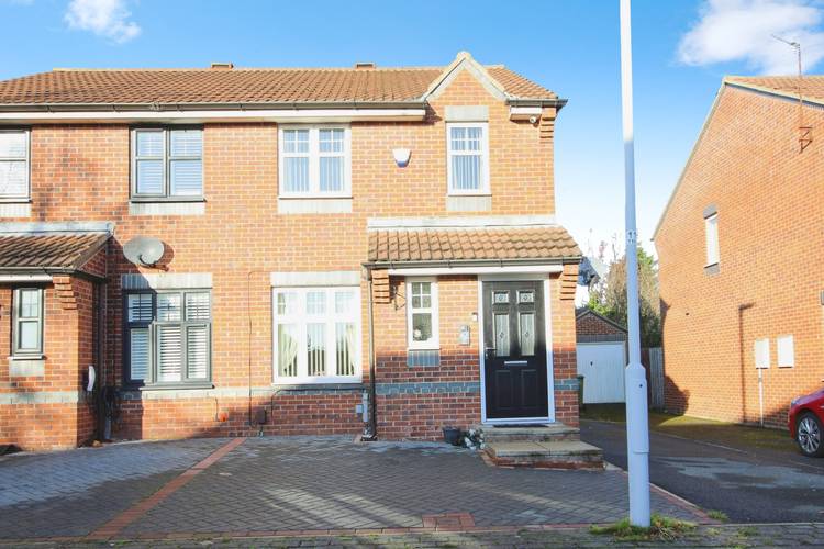 3 bedroom semi-detached house