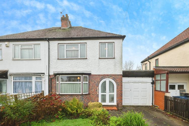3 bedroom semi-detached house