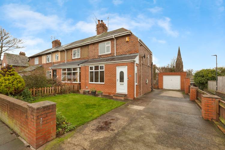 2 bedroom semi-detached house