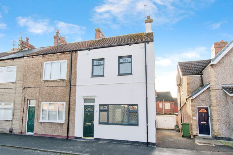 3 bedroom end-terraced