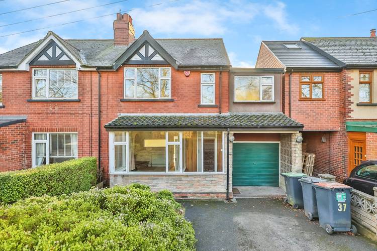 3 bedroom semi-detached house