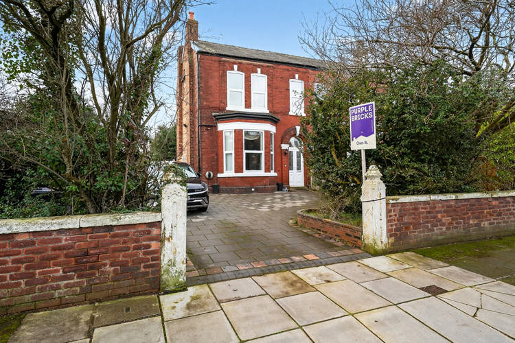 4 bedroom semi-detached house