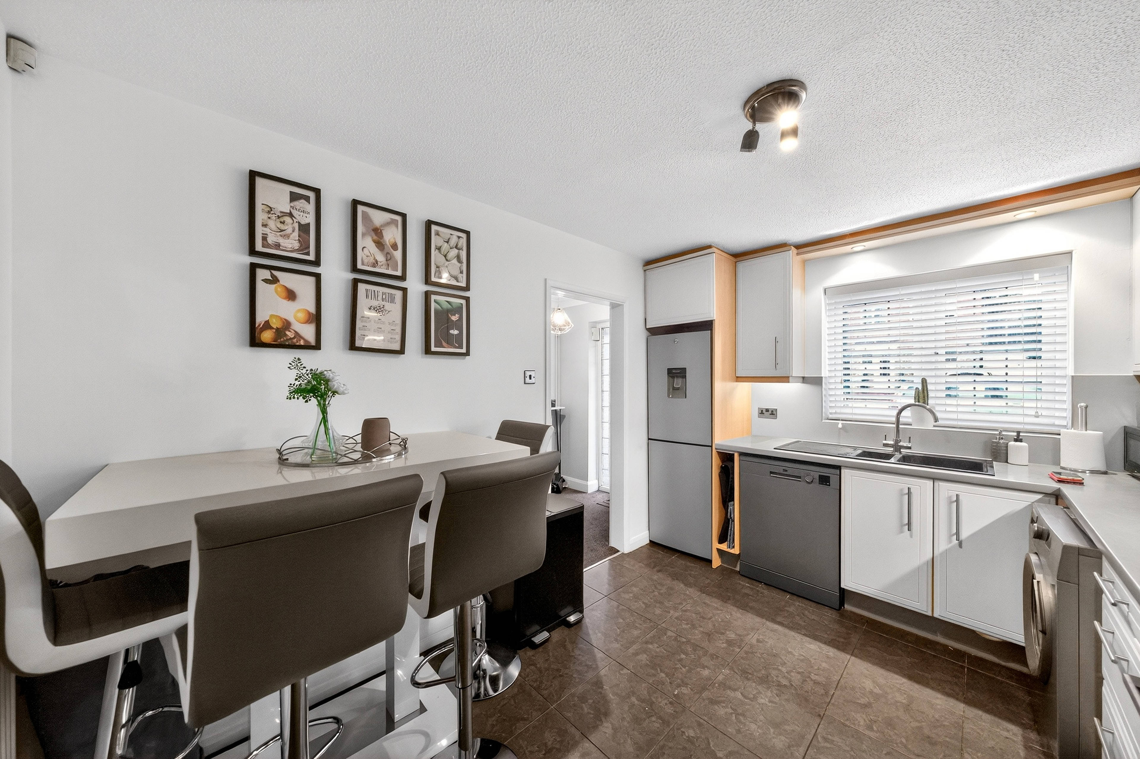 Kitchen/Breakfast