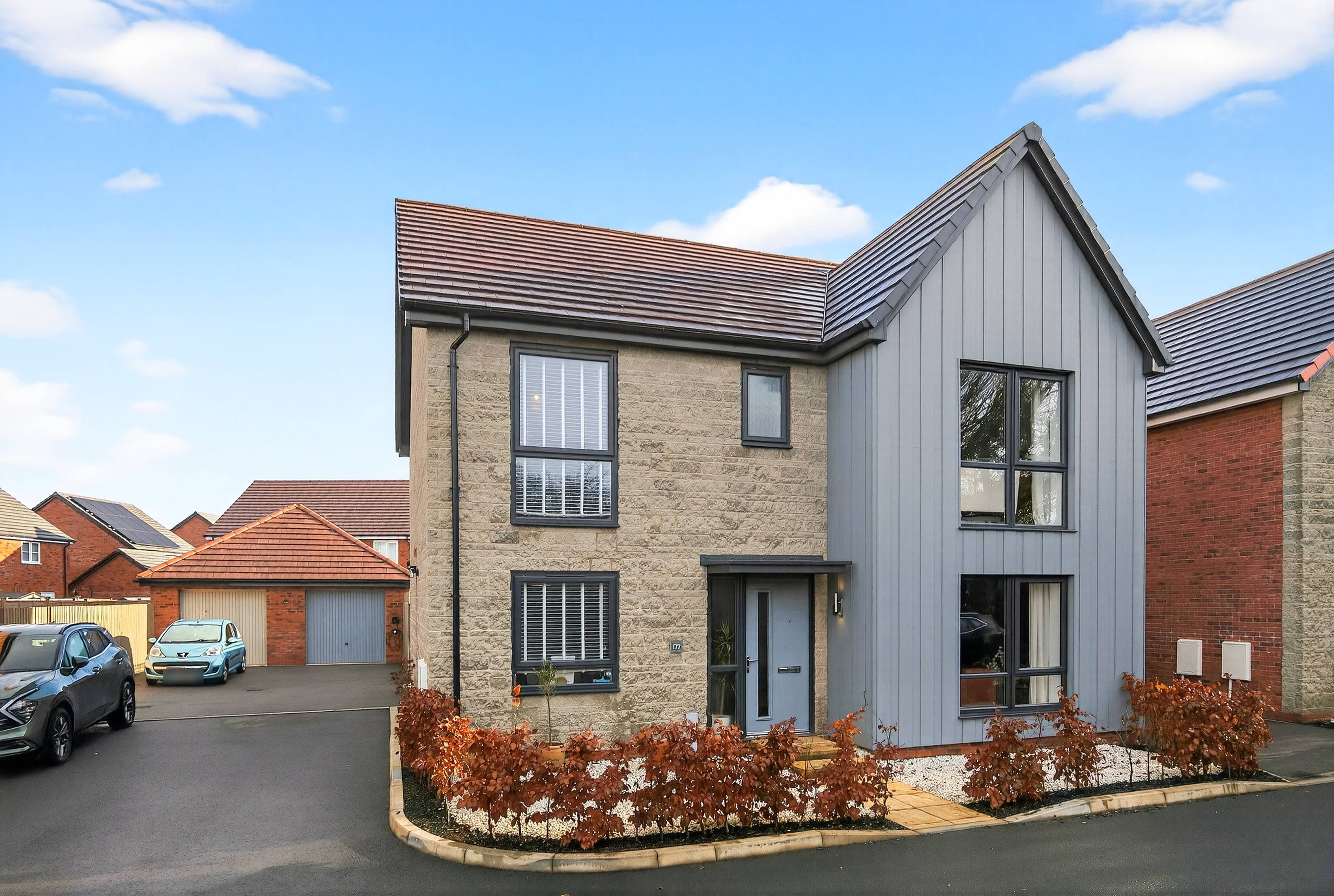 Dowsell Way, Bristol