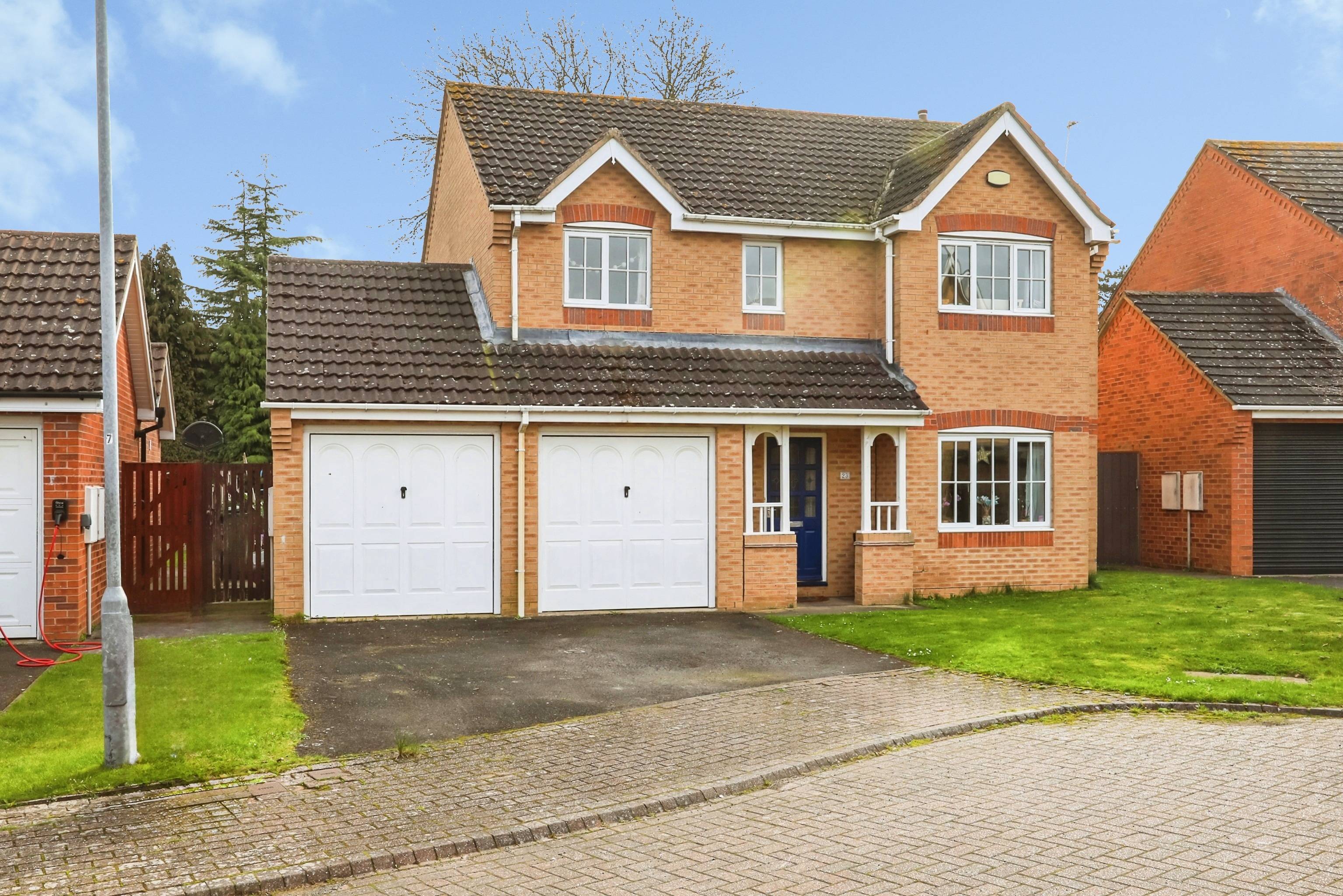 Bracon Close