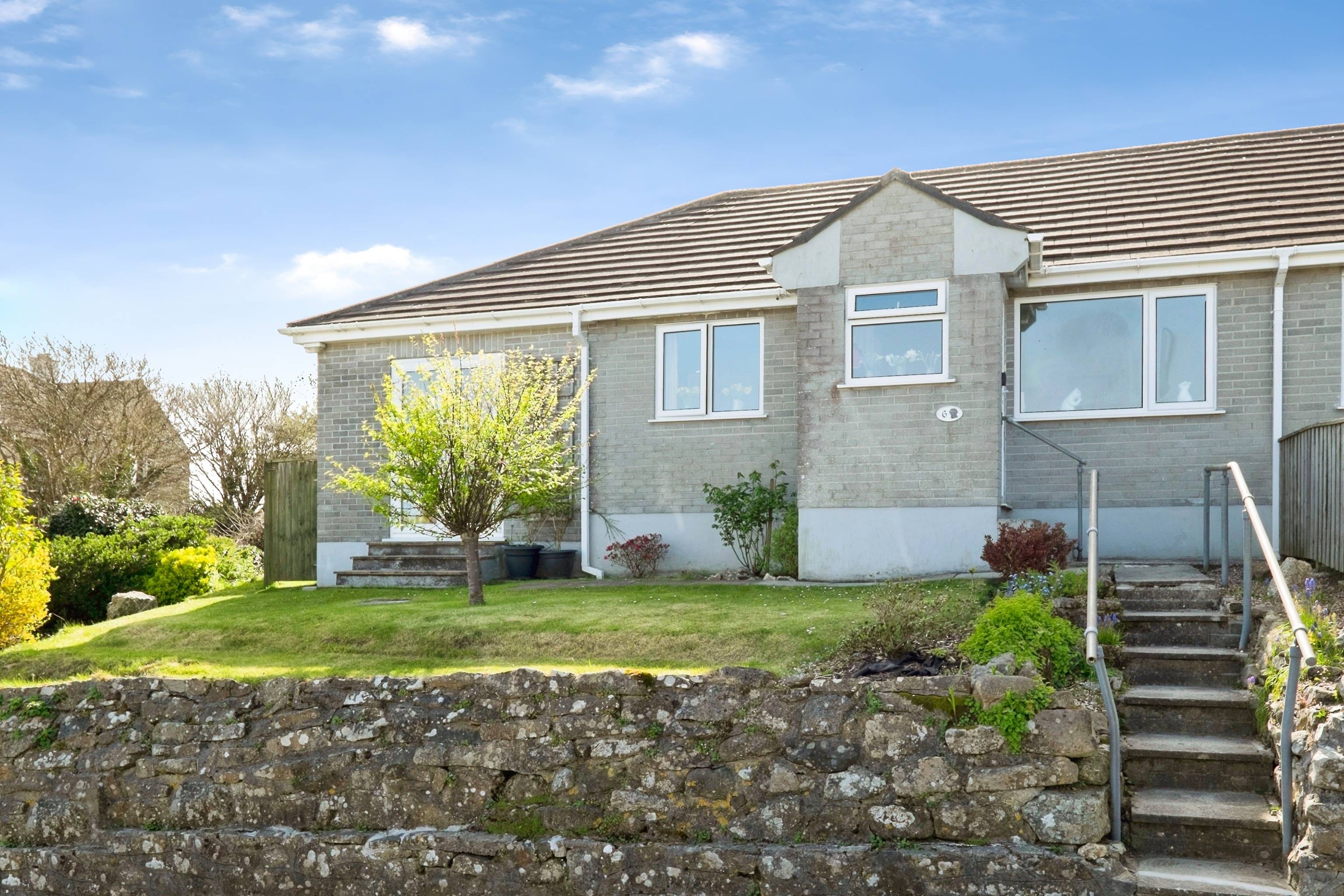 Churchfield Close