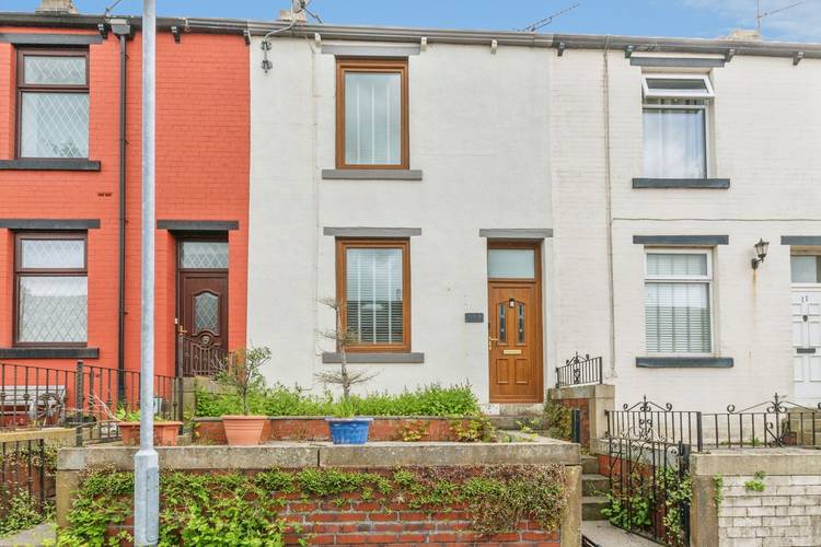 2 bedroom terraced house