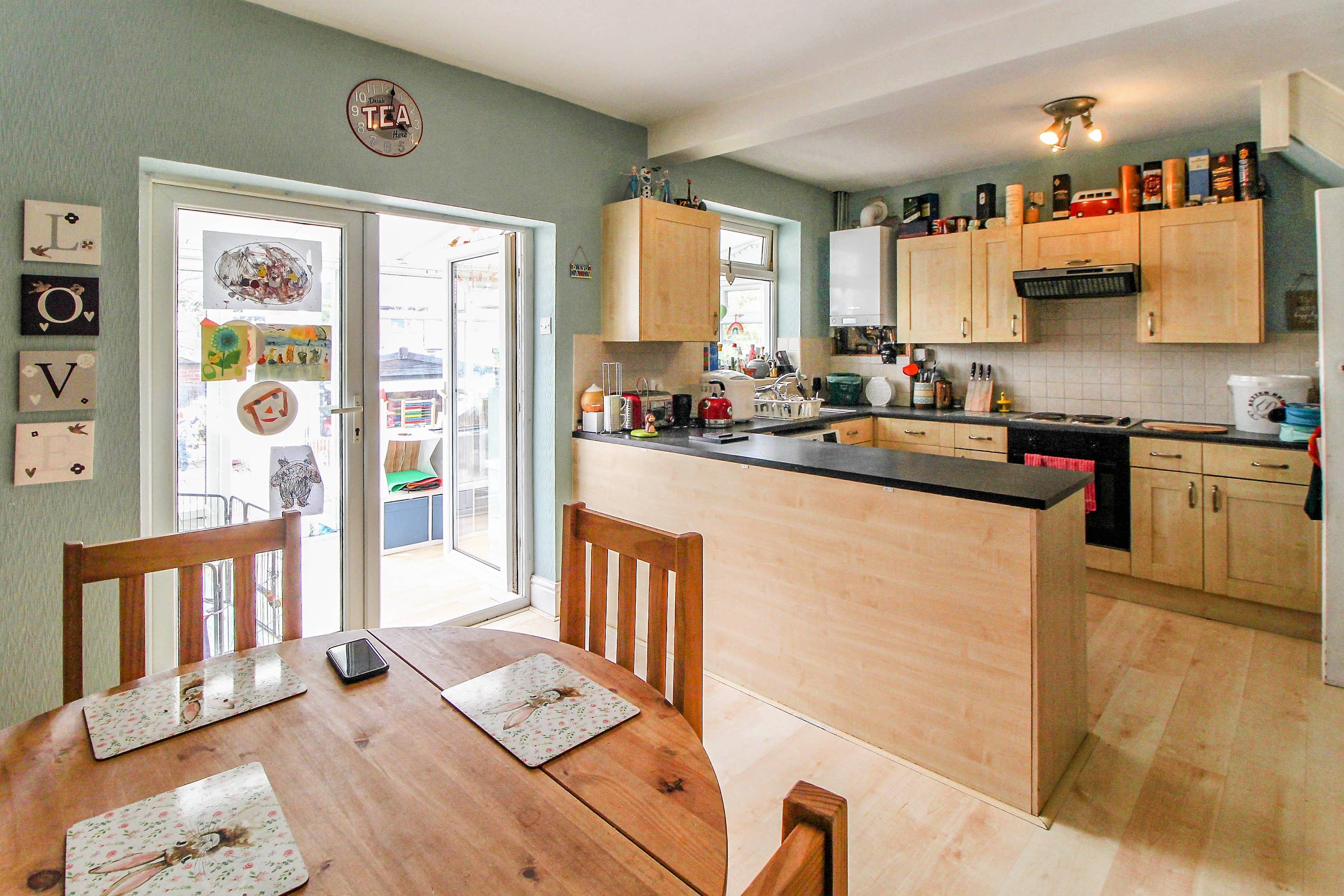 Kitchen/Dining Room