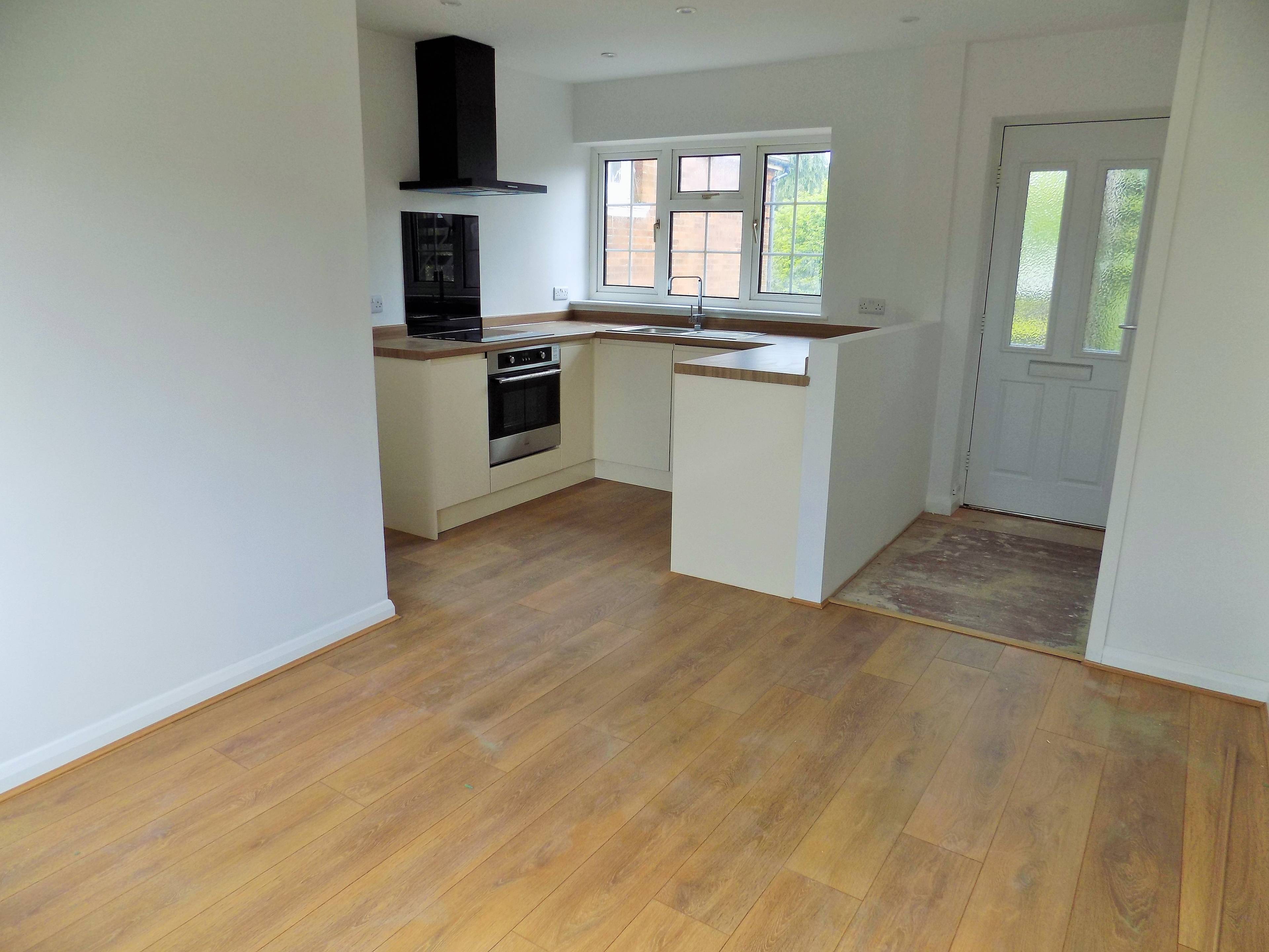 Lounge / Kitchen