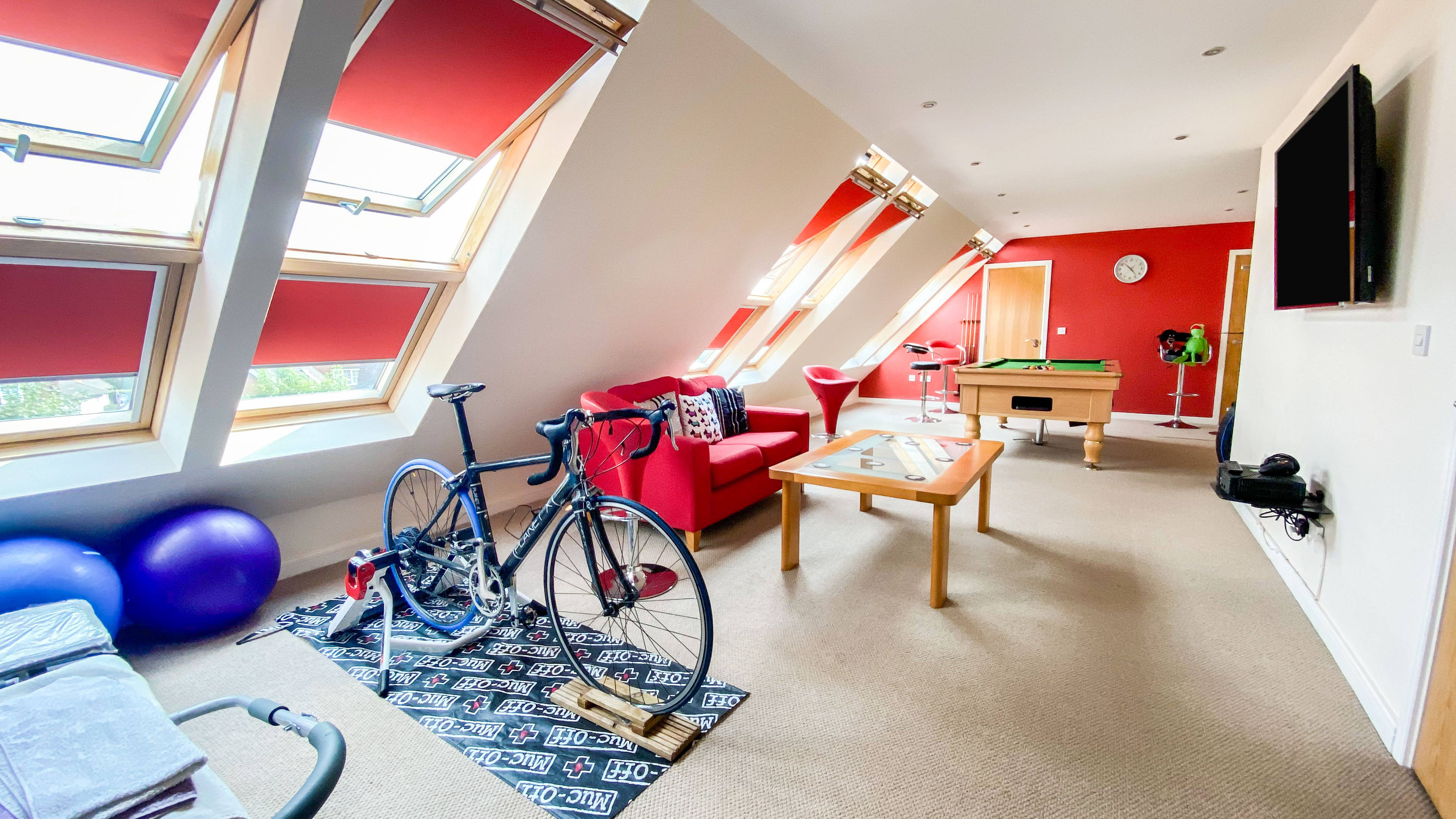 Bedroom 5/Games Room