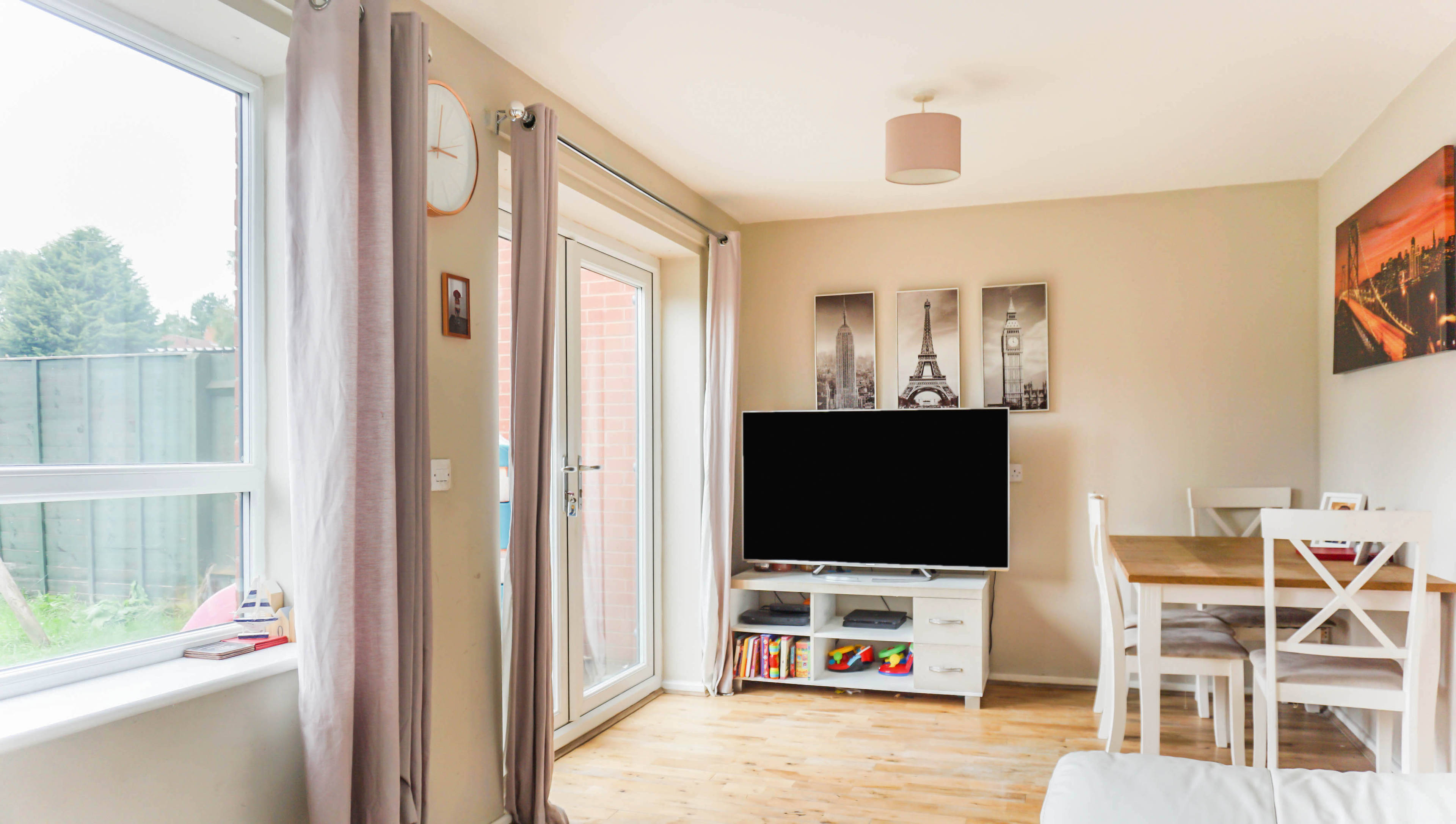 Lounge/dining Room