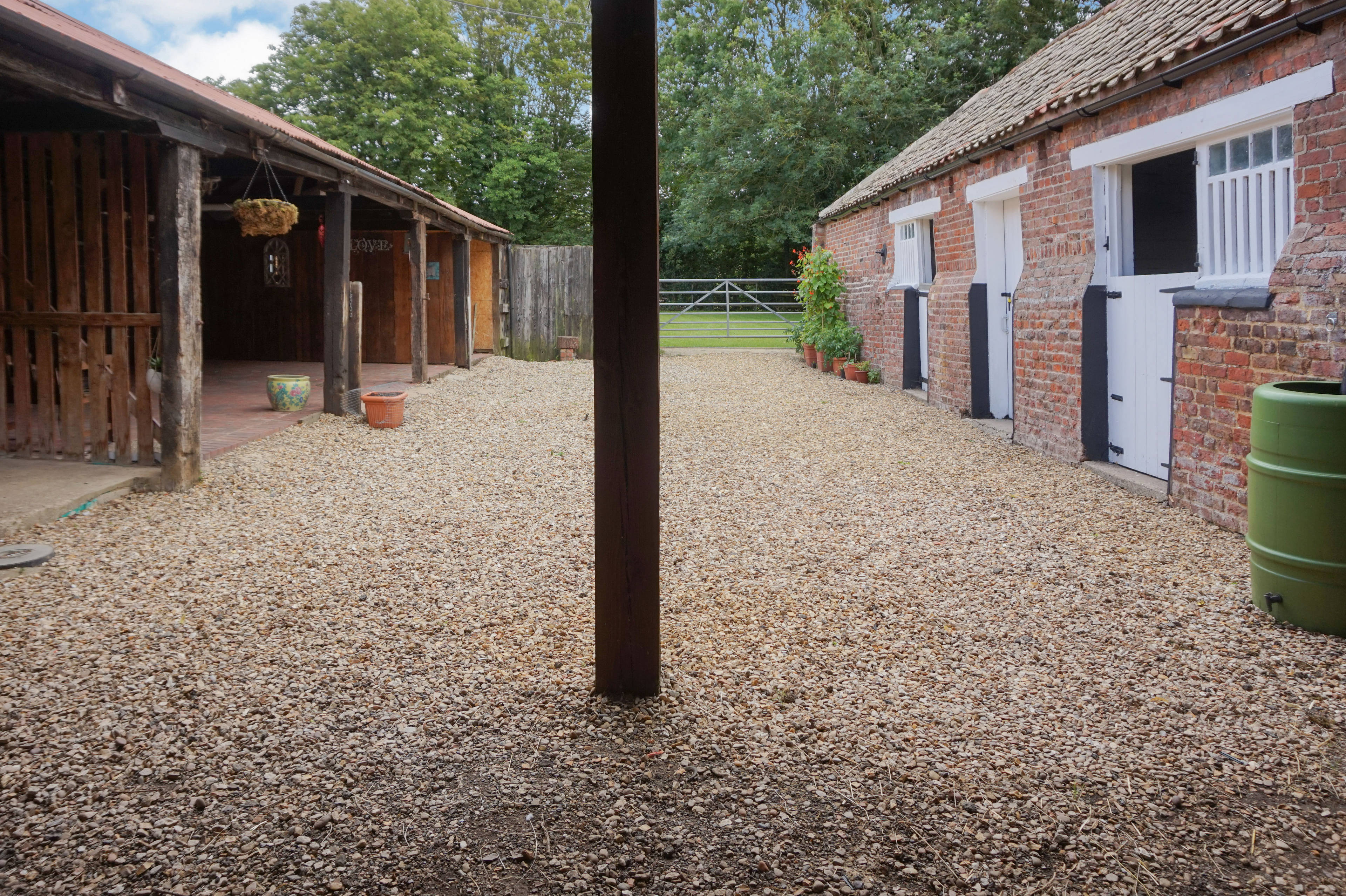 Barn & Stables