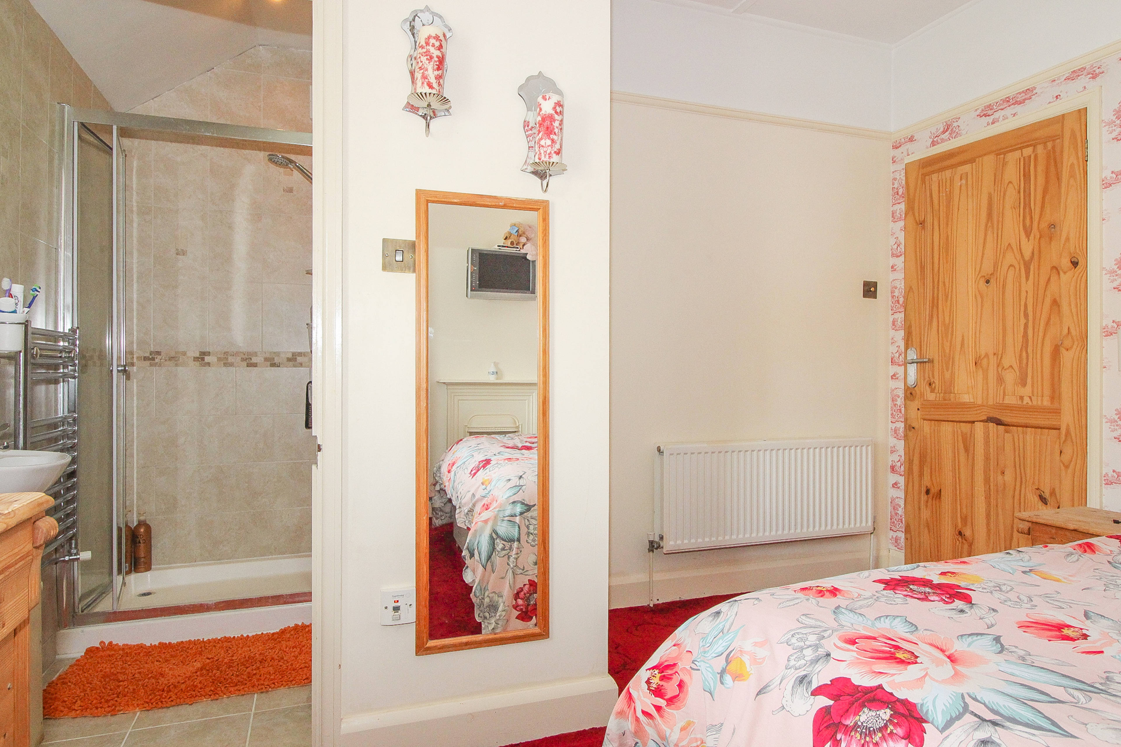 En-suite Shower Room