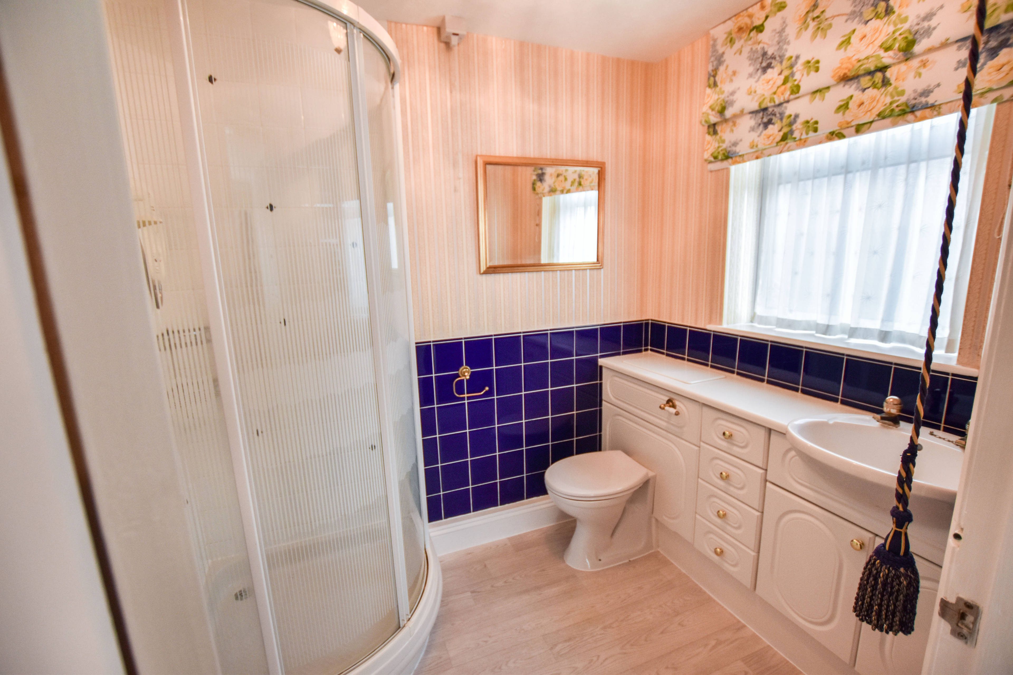 Master En-suite