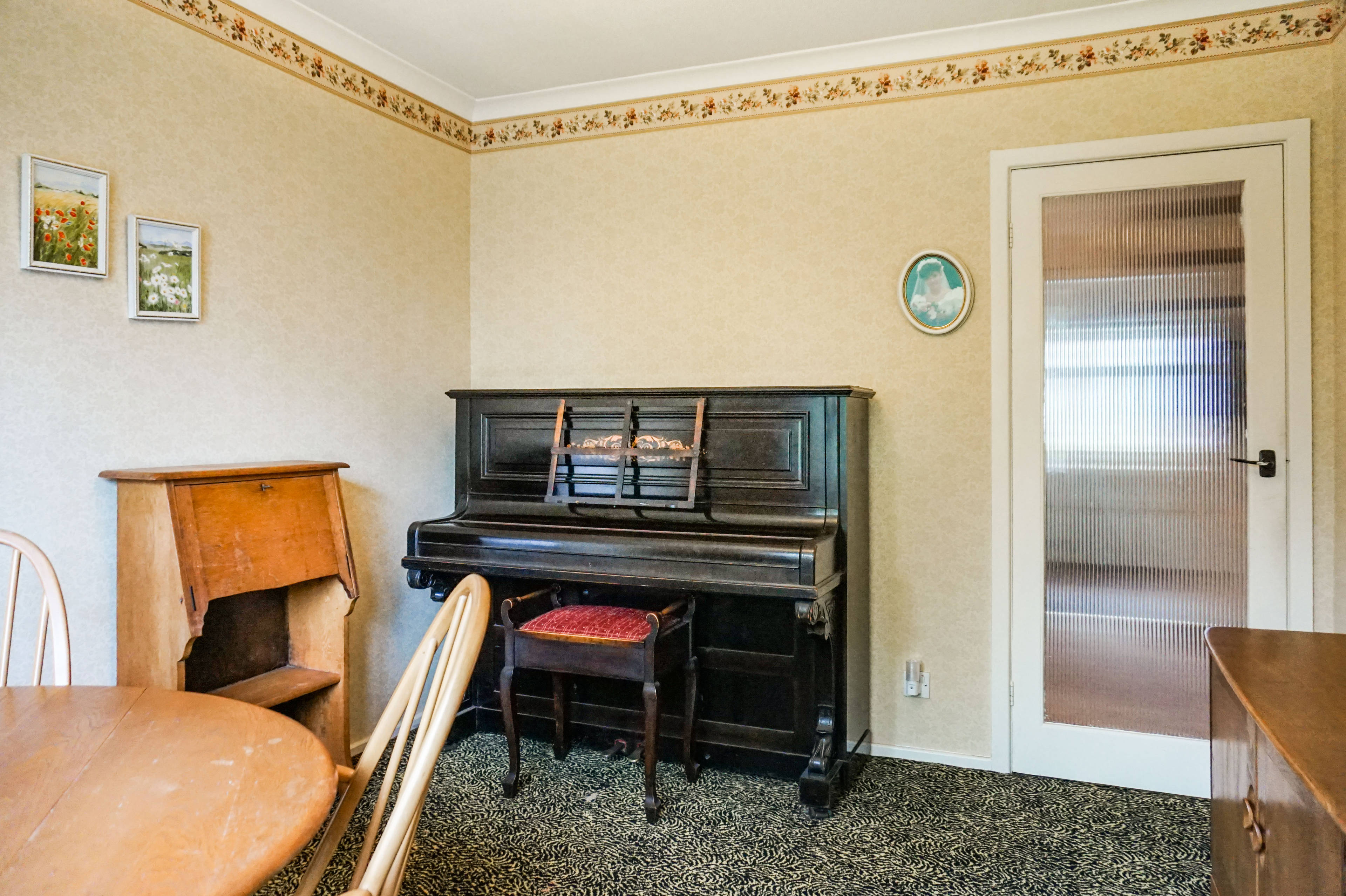 Dining Room/Bedroom