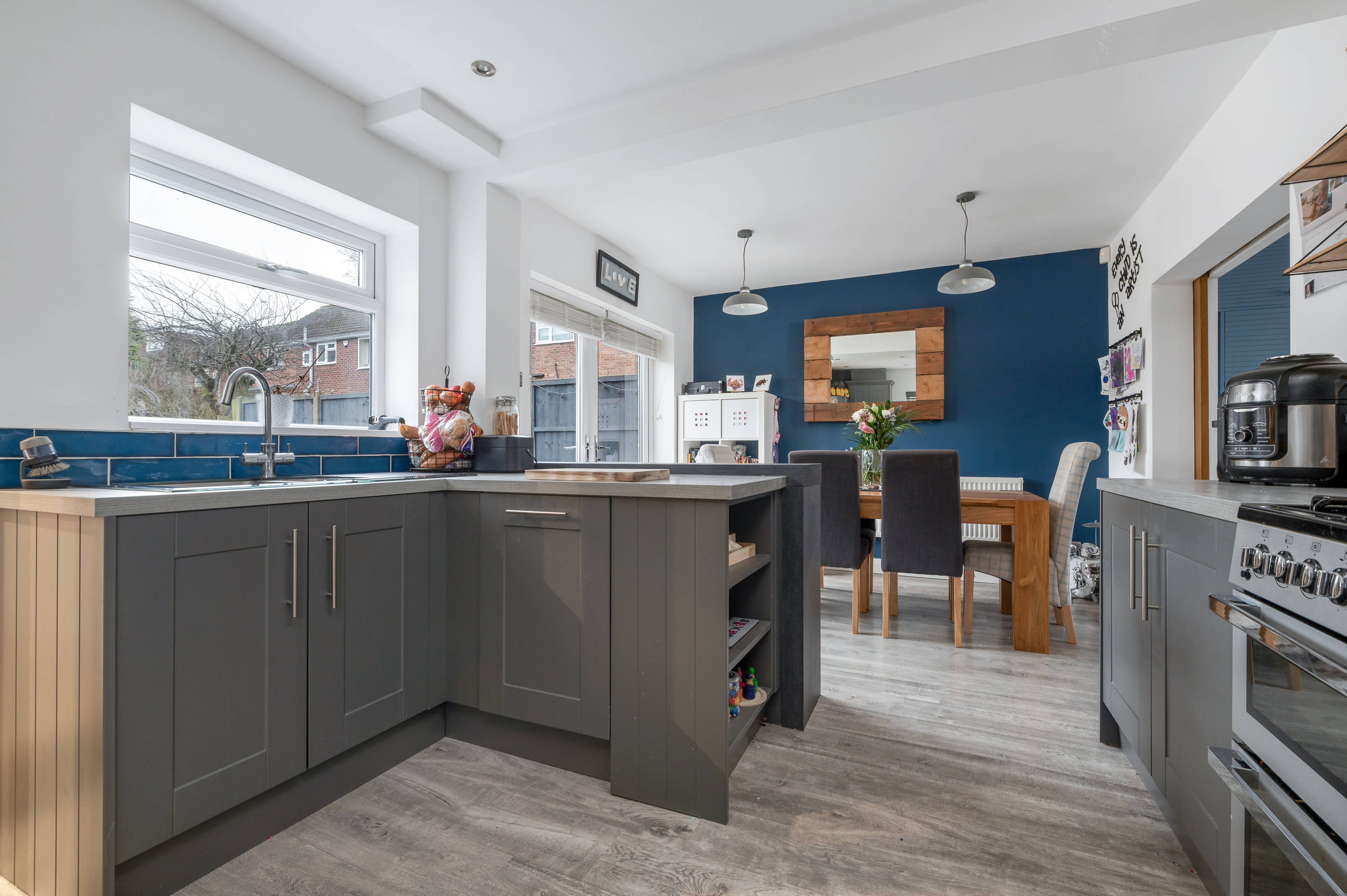 Kitchen/Dining Room