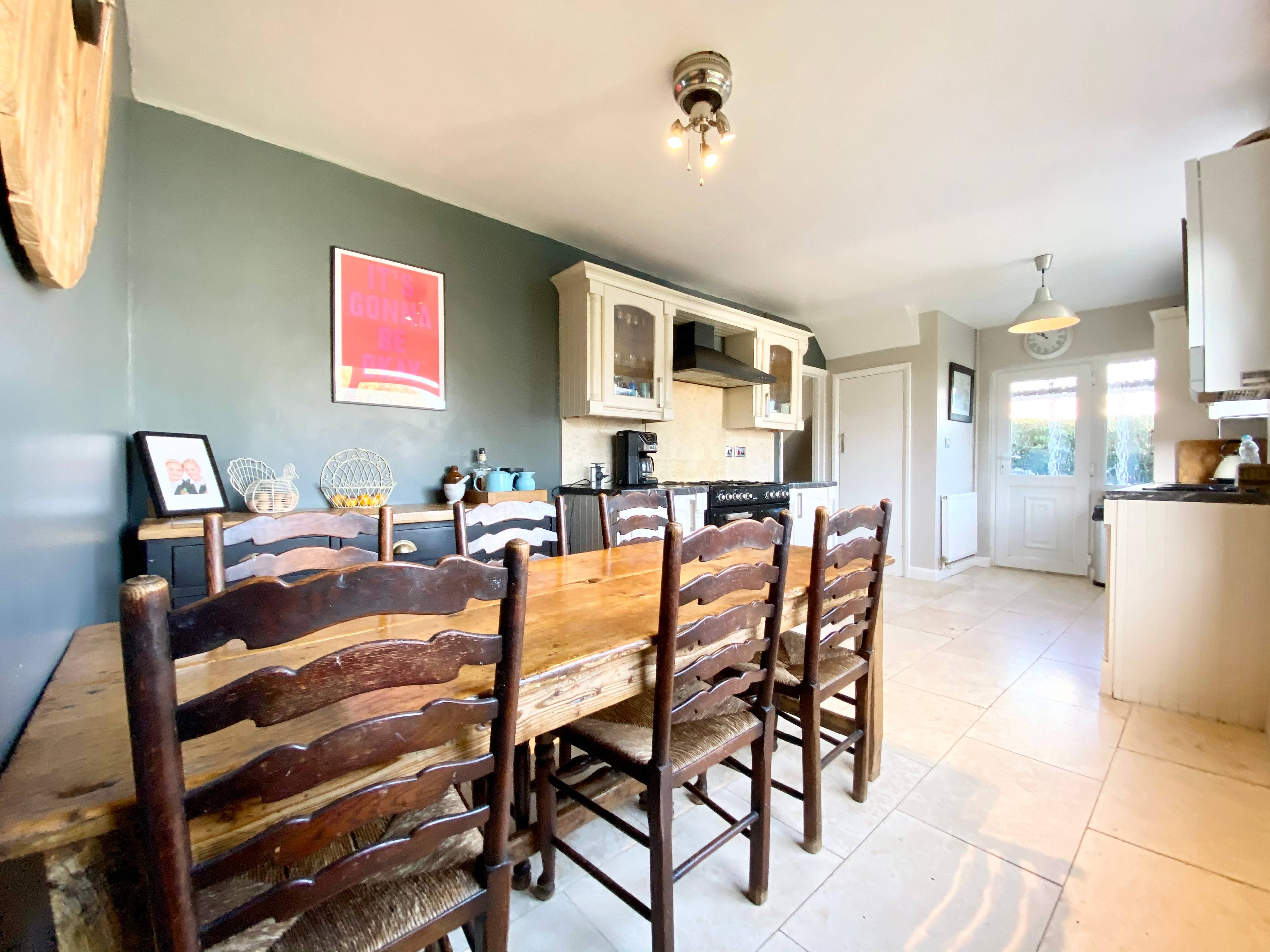 Kitchen/Dining Room