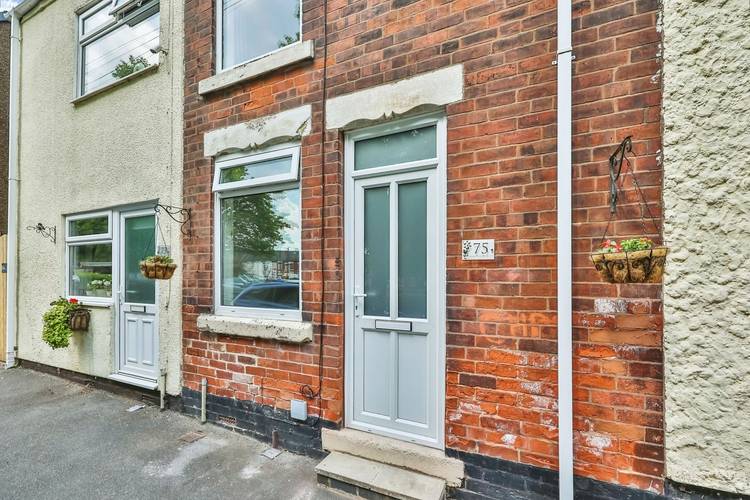 2 bedroom terraced house