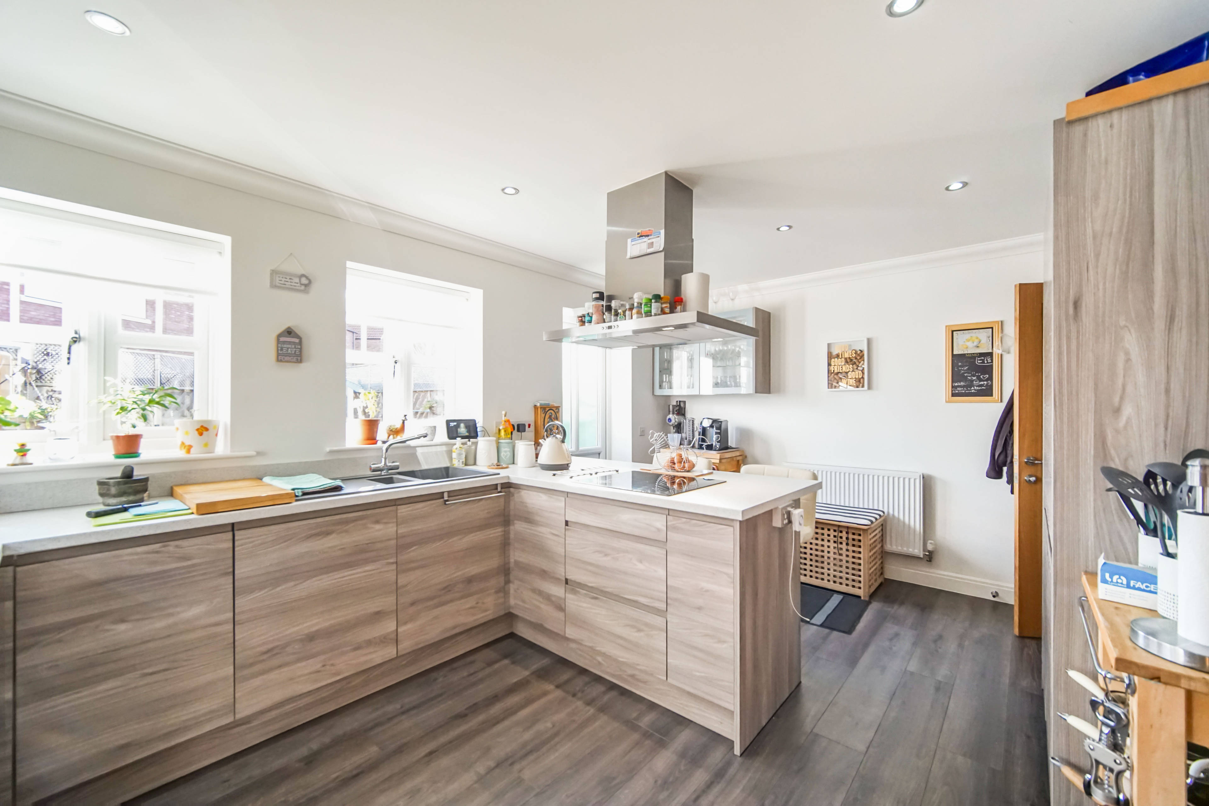 Kitchen/Breakfast