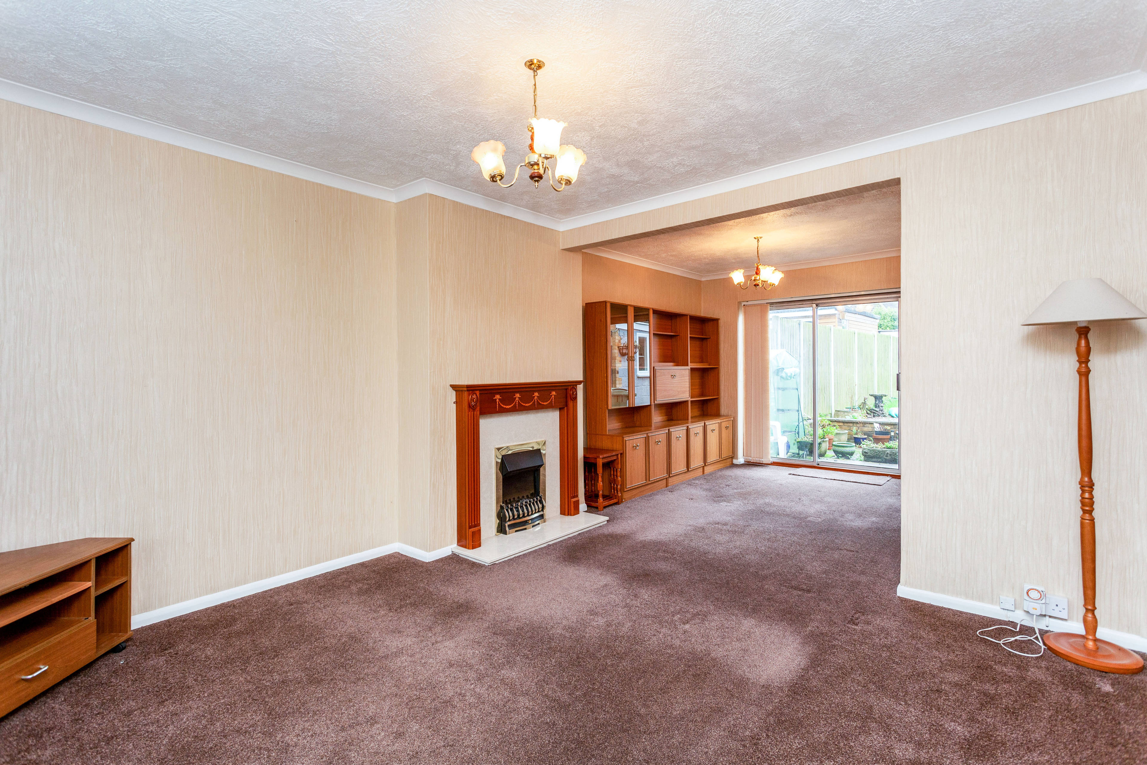 Lounge/Dining Room