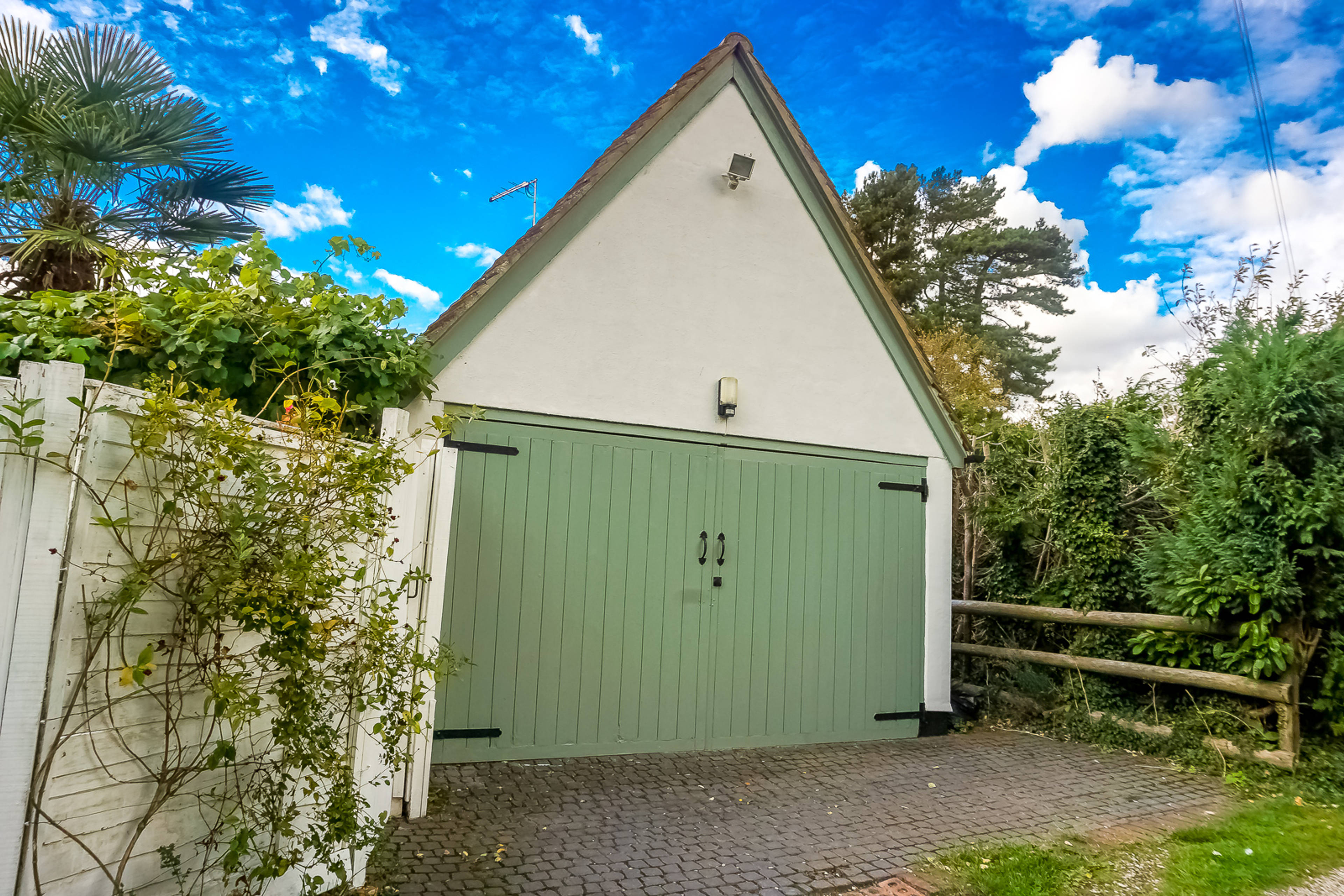 Garage