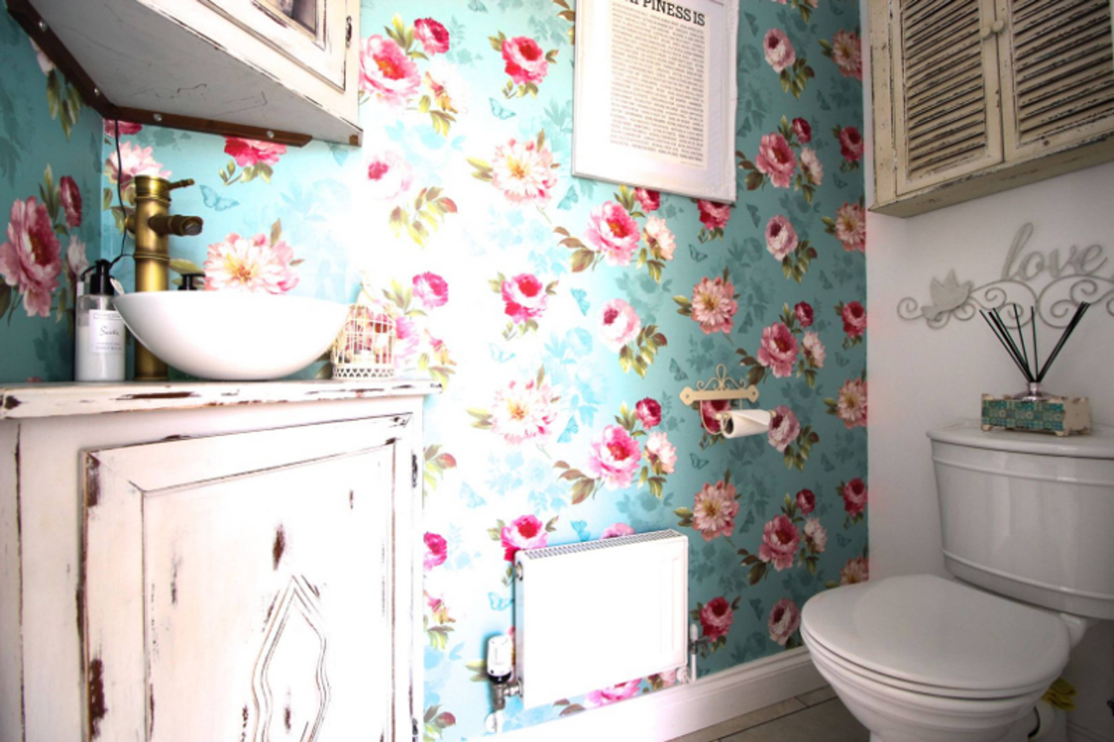 Downstairs Cloakroom