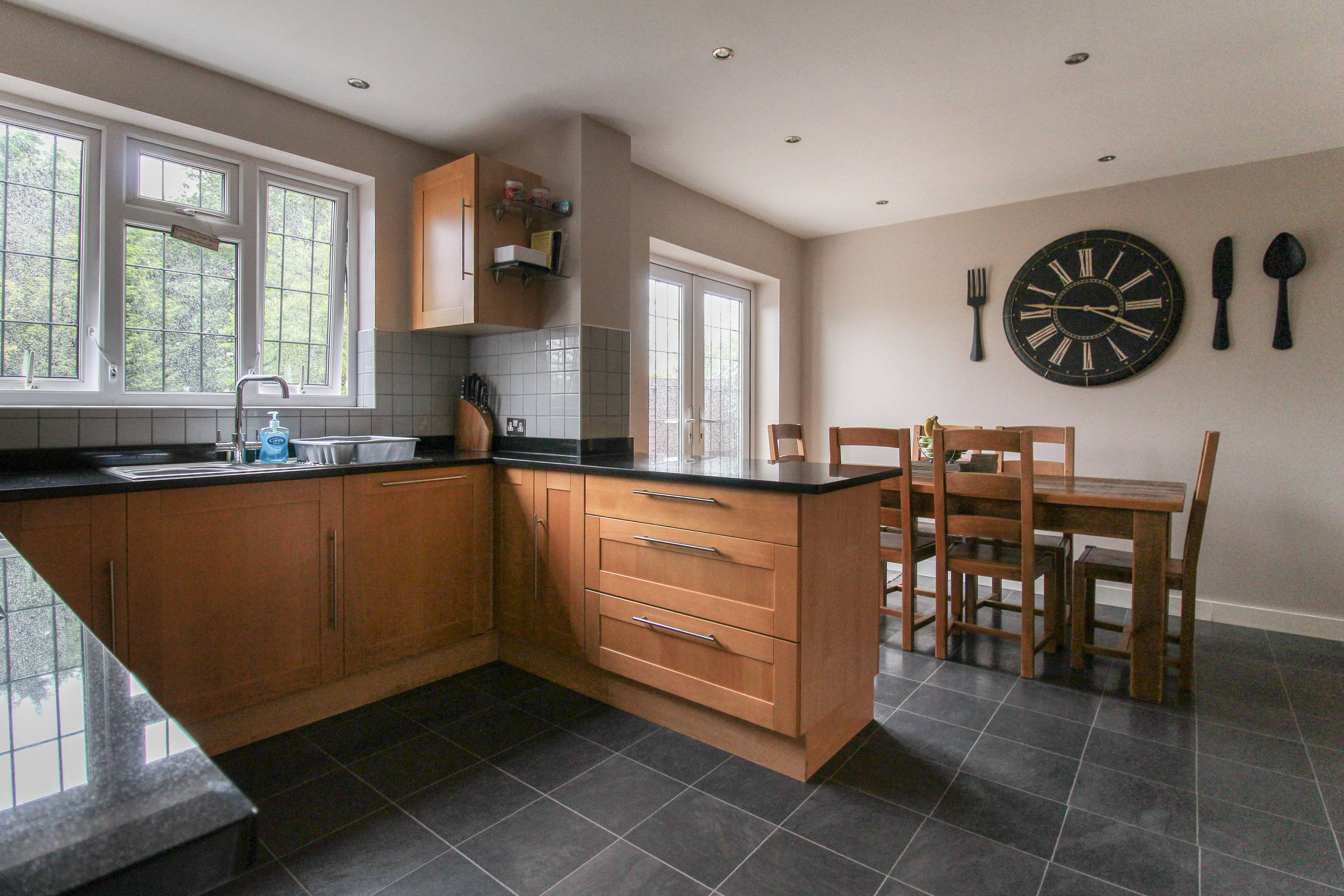 Kitchen/Dining Room
