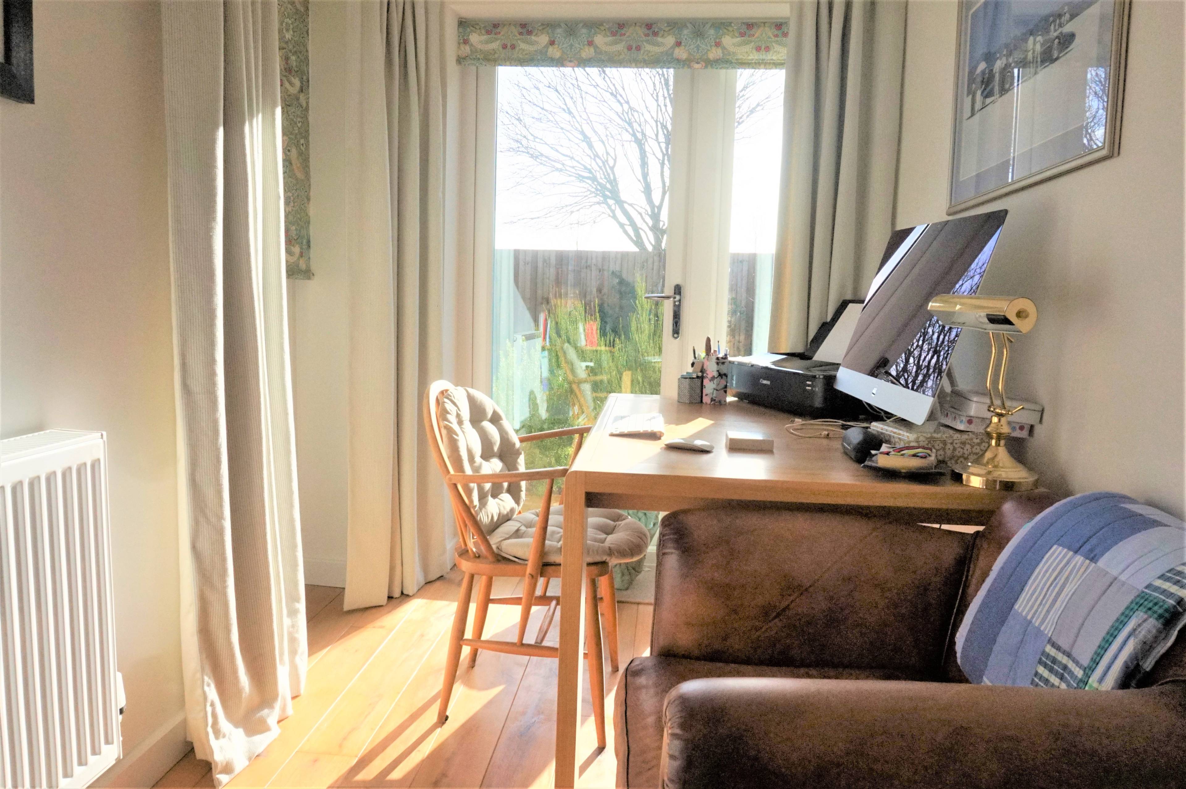 Snug / Office