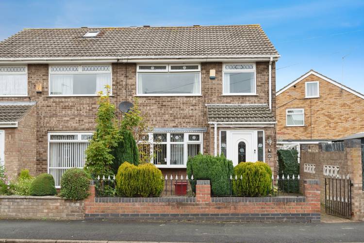 3 bedroom semi-detached house