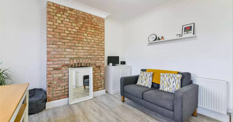 1 bedroom flat